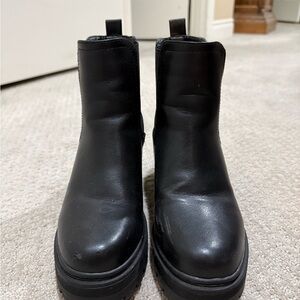Black Leather Platform Chelsea Boots